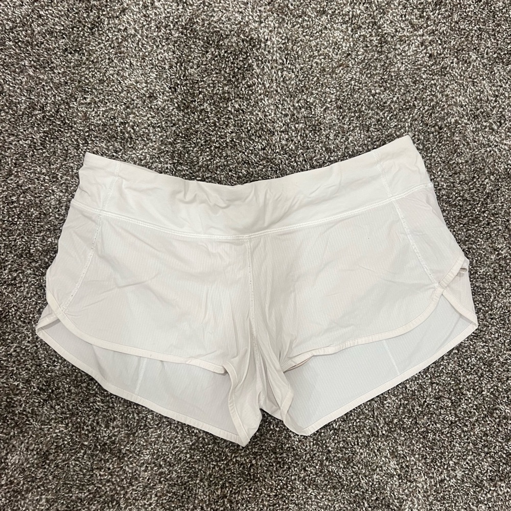 Lululemon women’s speed up shorts